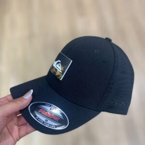 Boné Quiksilver Flexfit Preto - Tag Degrade.