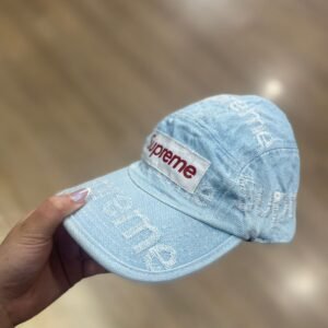 Boné Supreme Jeans Claro de Regulagem - Para Ocasiões especiais