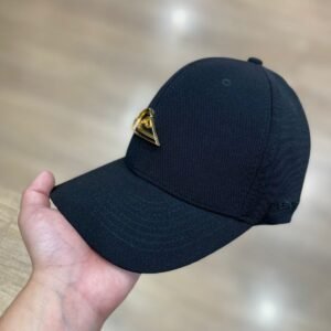 Boné QuikSilver Preto Flexfit - Para Você que gosta de conforto.